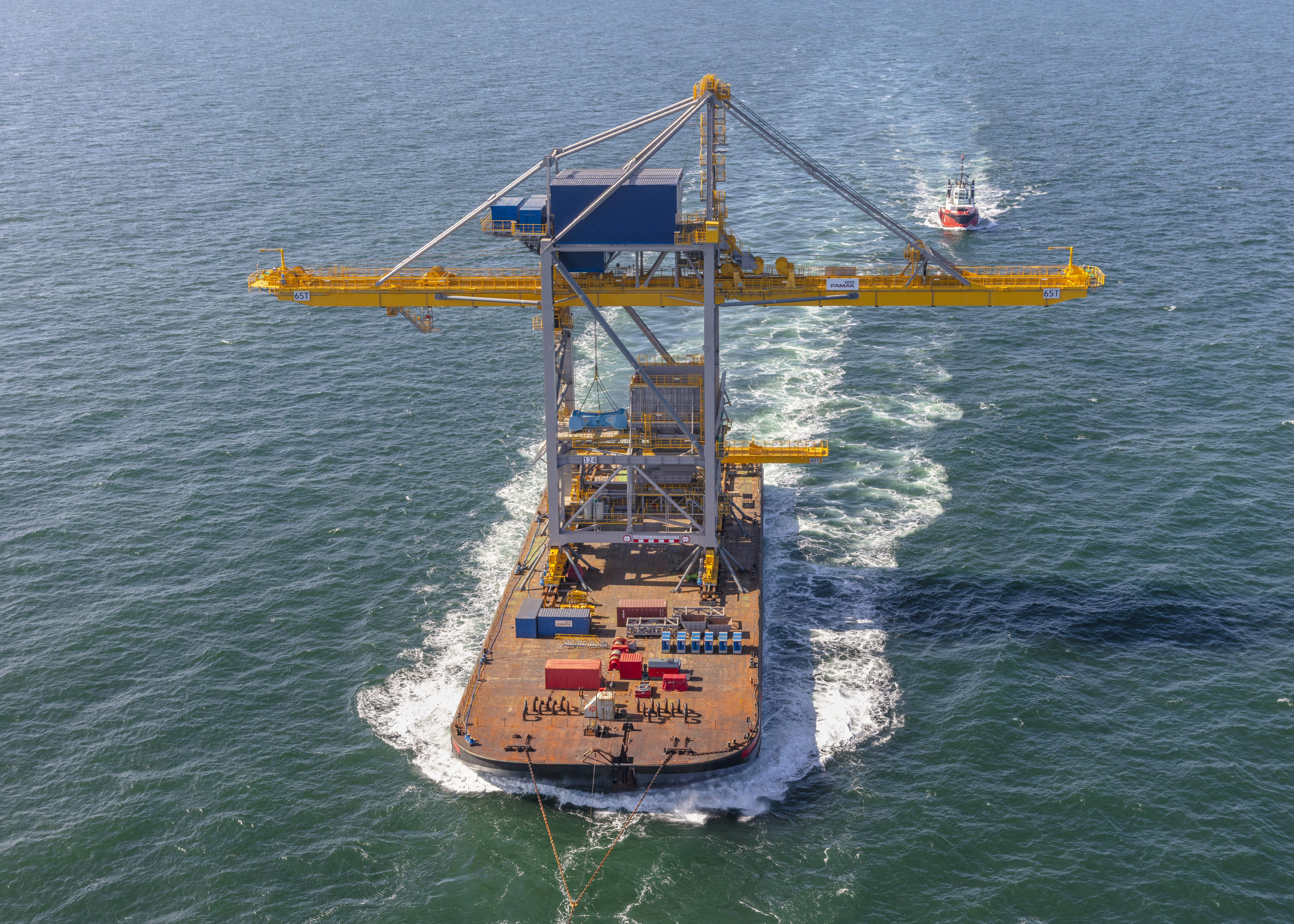 Wagenborg tows a new port crane from Poland to Tata Steel in IJmuiden