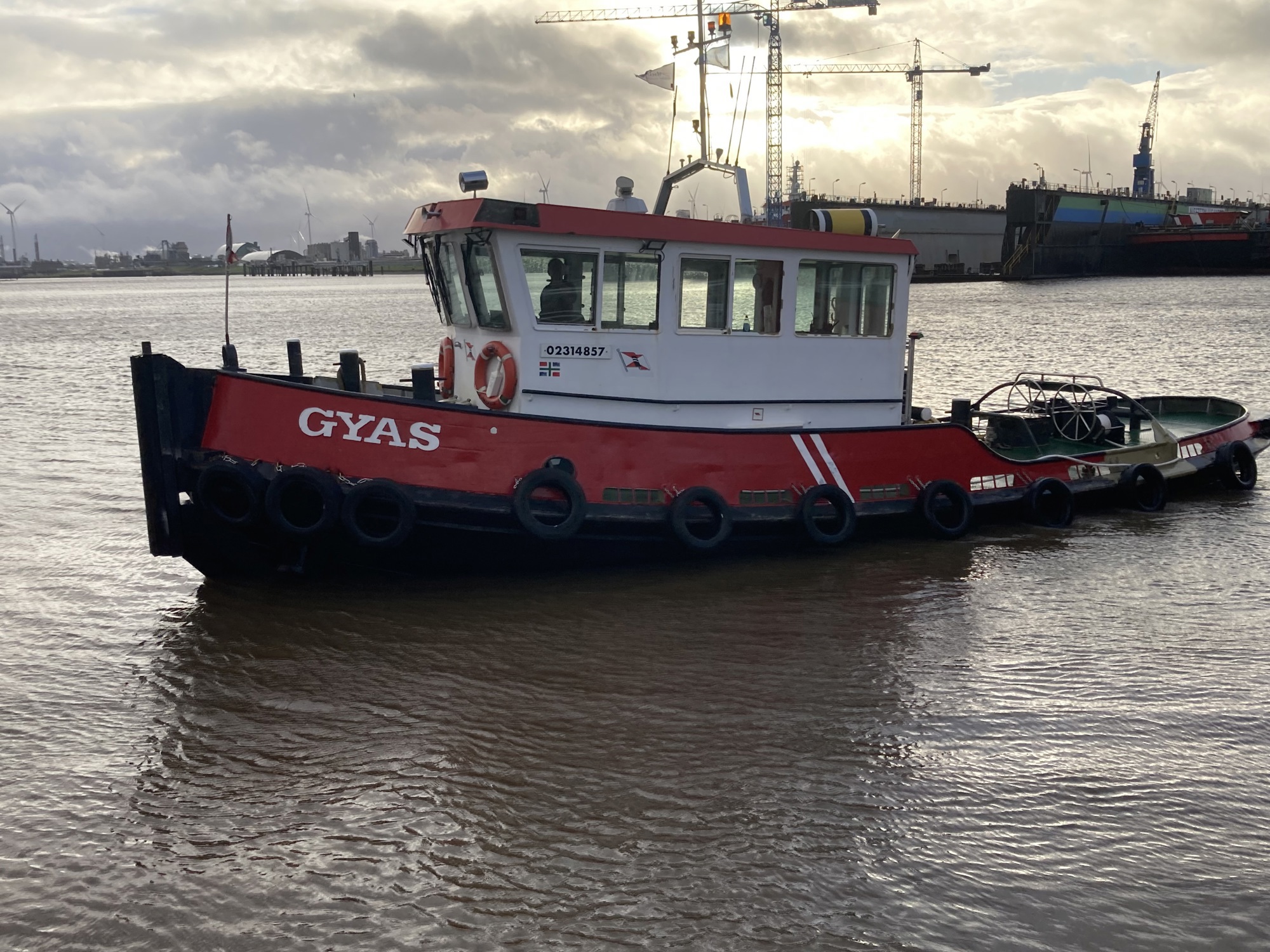 New Stage V engine for 47 year old inland pusher tug GYAS