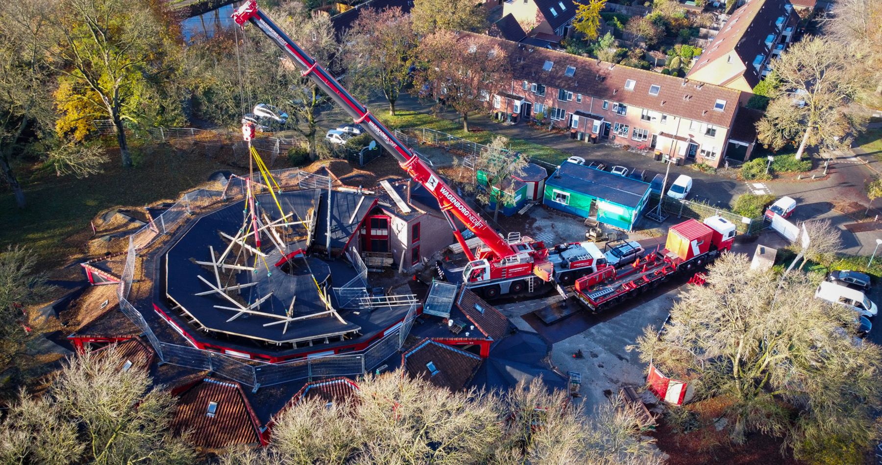 The roof is coming off!