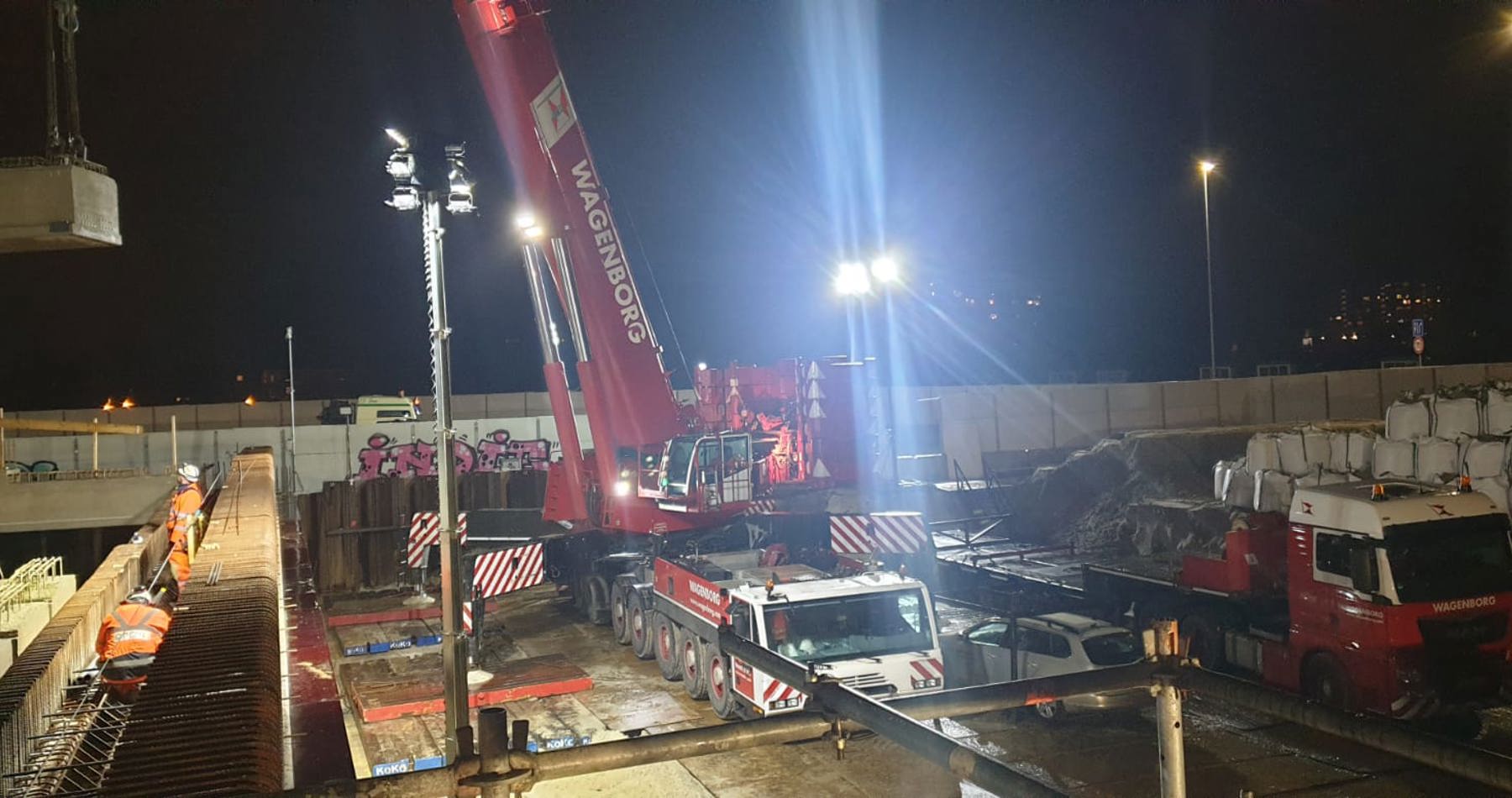 Concrete girders installed at the Brailleweg in Groningen